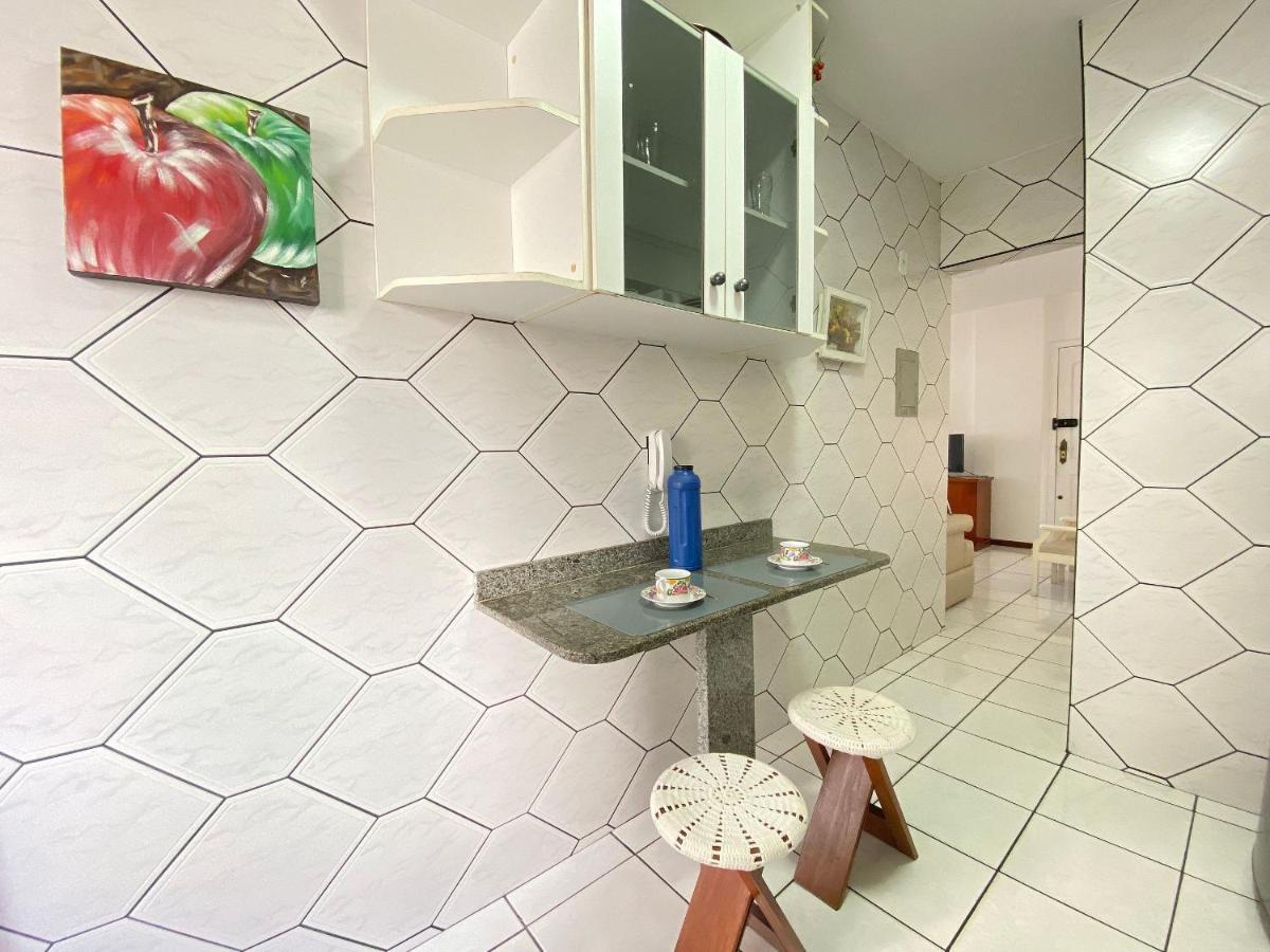 Cb54 - Currasqueira, 2 Dorm Climatizados, Garagem Apartamento