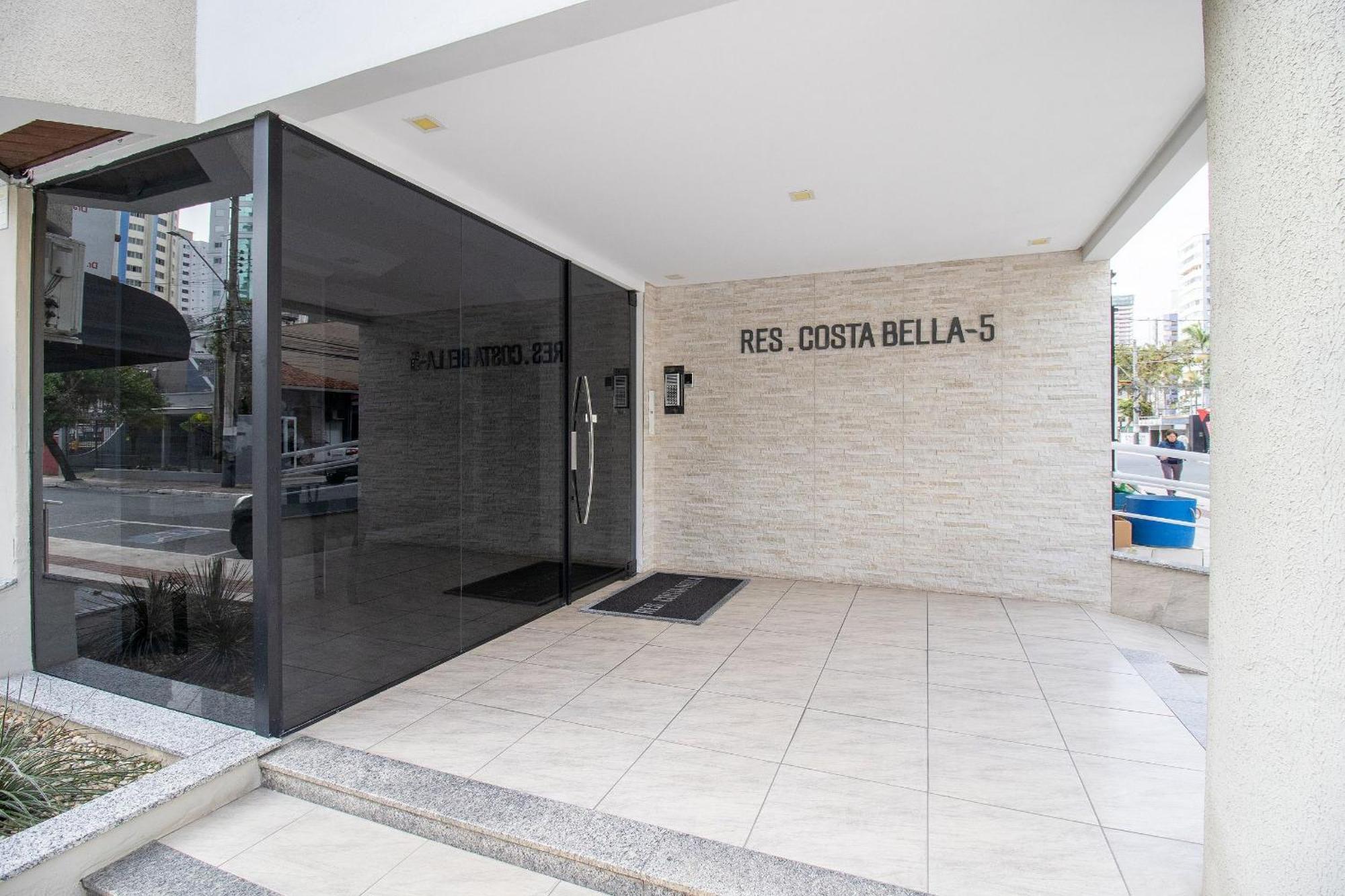 Cb54 - Currasqueira, 2 Dorm Climatizados, Garagem Balneario Camboriu